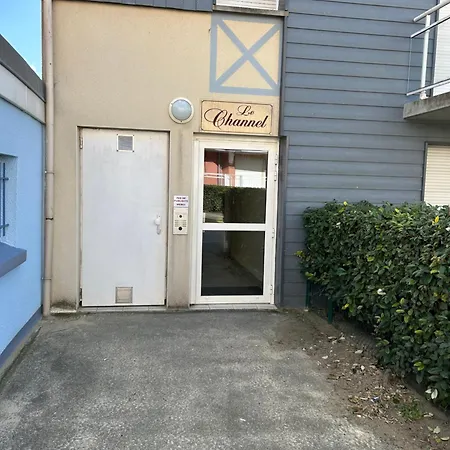アパート Le Channel カミエ