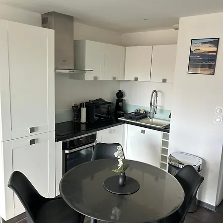 Апартаменты Le Channel Камье